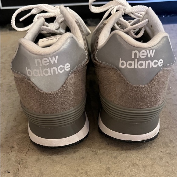 New Balance Classic 574 Gray and White Sneakers - Picture 4 of 6